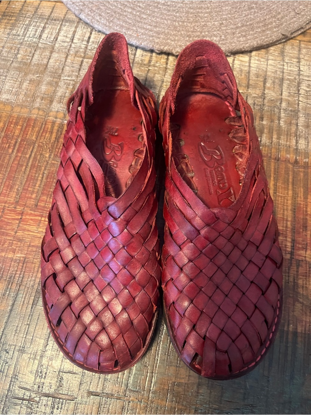 Huaraches Women's Woven Leather Sandals - Red